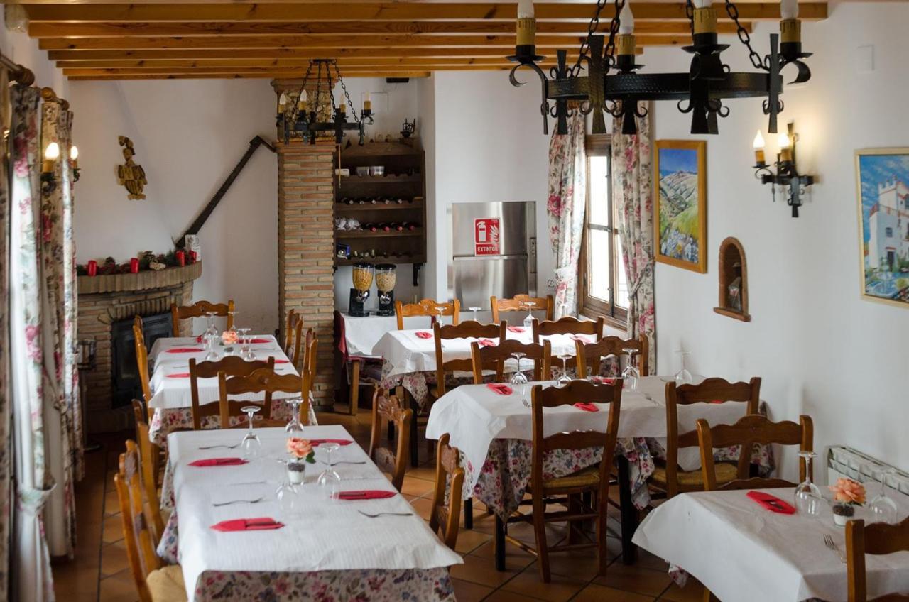 Posada La Plaza Canillas de Albaida Kültér fotó