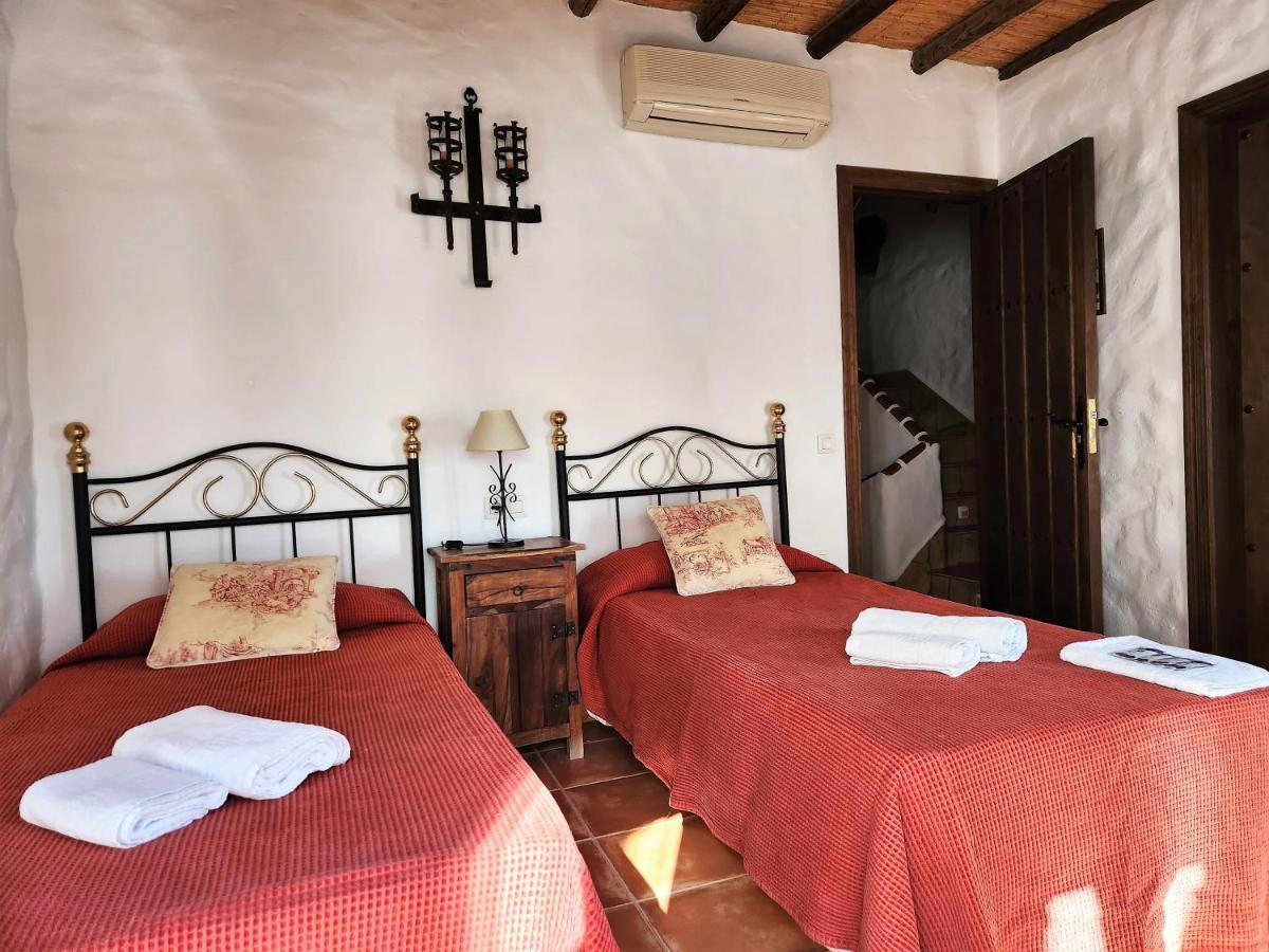 Posada La Plaza Canillas de Albaida Kültér fotó