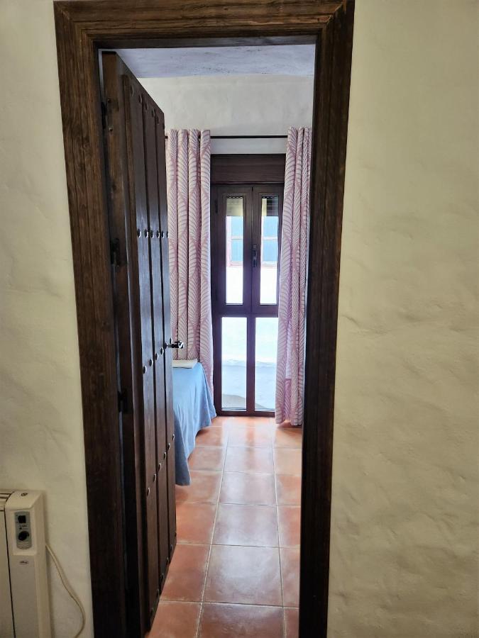 Posada La Plaza Canillas de Albaida Kültér fotó