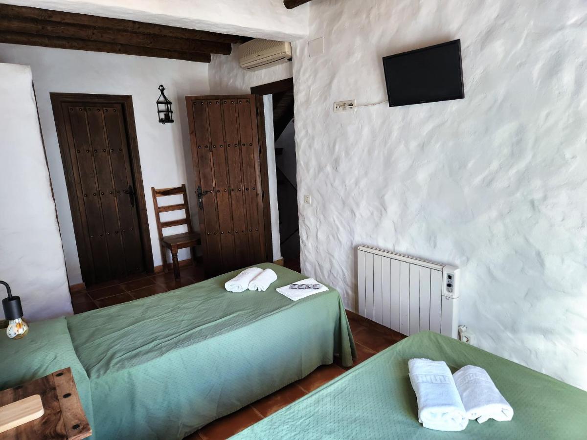 Posada La Plaza Canillas de Albaida Kültér fotó