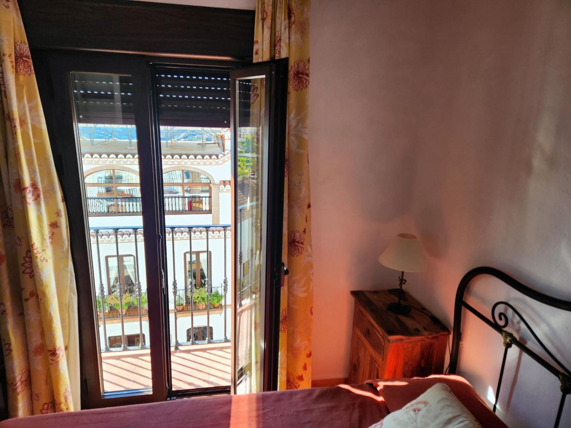 Posada La Plaza Canillas de Albaida Kültér fotó